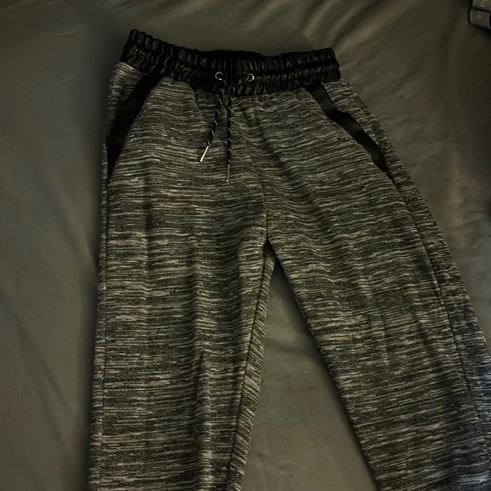 Black gray and white kids joggers XL